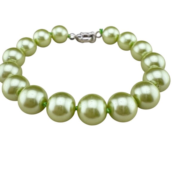 Green Glass Pearl Bead Bracelet With Silver-Tone Clasp Ladies Jewelry - Picture 1 of 6